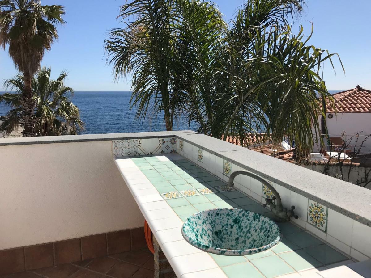 Blue54 - Pozzillo Sul Mare Fra L'Etna E Taormina Villa Kültér fotó
